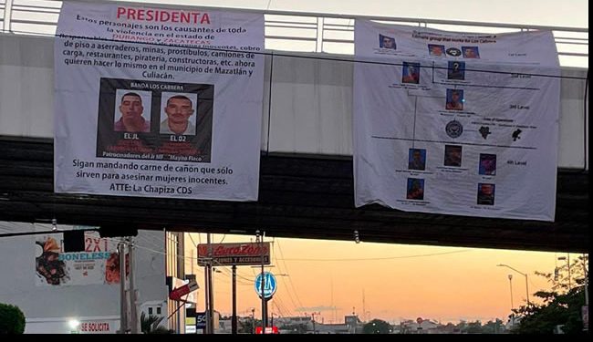 ‘La Chapiza CDS’ cuelga mantas en Culiacán con mensaje a Sheinbaum