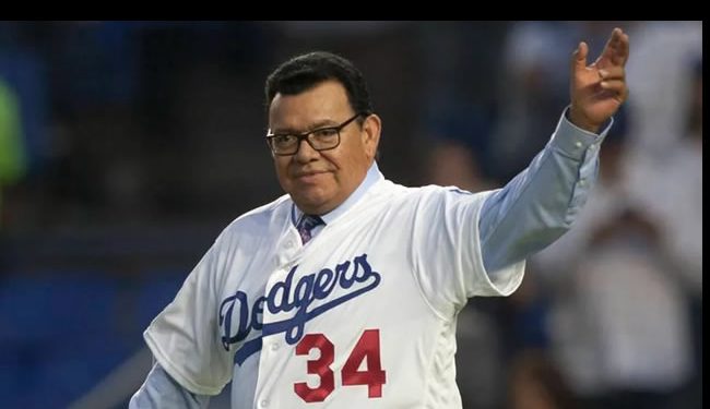 Claudia Sheinbaum lamenta la muerte de Fernando ‘El Toro’ Valenzuela