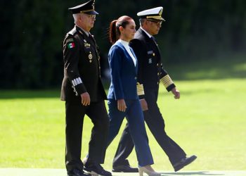 Titulares de la Sedena y Semar reconocen a Sheinbaum como Comandanta Suprema de las Fuerzas Armadas: “Estamos a su subordinación”