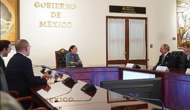Sheinbaum recibe a Michael Bloomberg, exalcalde de Nueva York