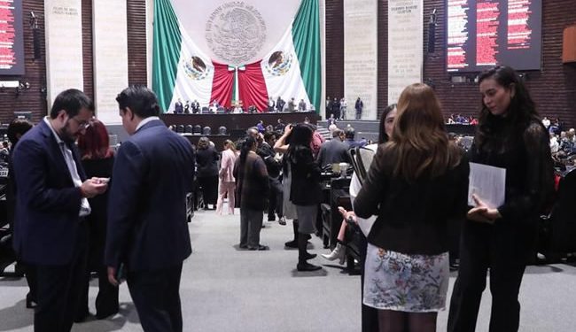 Diputados de Morena eligen a presidentes de 15 comisiones