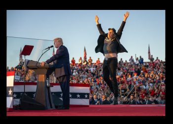 Los ricos no deben ser los héroes de la sociedad