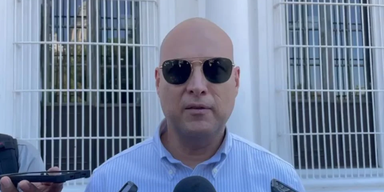 Investigan robo en Hermosillo; delincuentes se disfrazaron de agentes