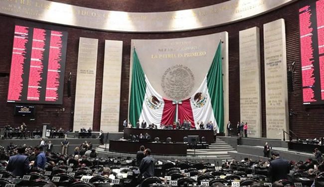 Diputados proponen nuevamente reducir jornada laboral a 40 horas semanales