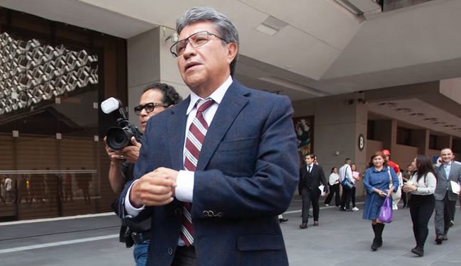 Monreal aclara que reforma para reducir la jornada laboral fue desechada