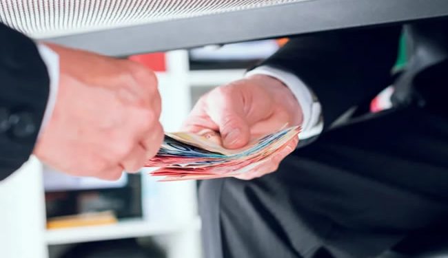 Neoliberalismo y corrupción: influencia del poder económico en lo público*