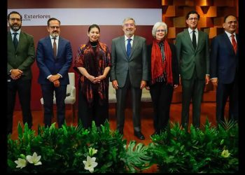 Juan Ramón de la Fuente anuncia primeros nombramientos en SRE