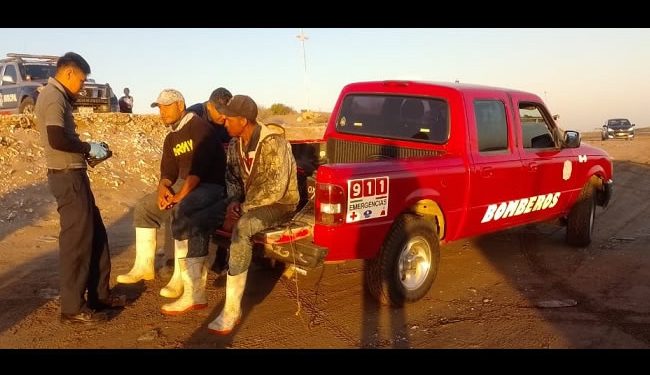 Regresan con vida a los dos pescadores desaparecidos en la playa de Santa Bárbara