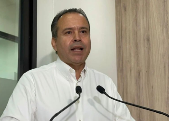 Desmiente alcalde Astiazarán rumores sobre supuestas amenazas; ‘yo vivo muy tranquilo’