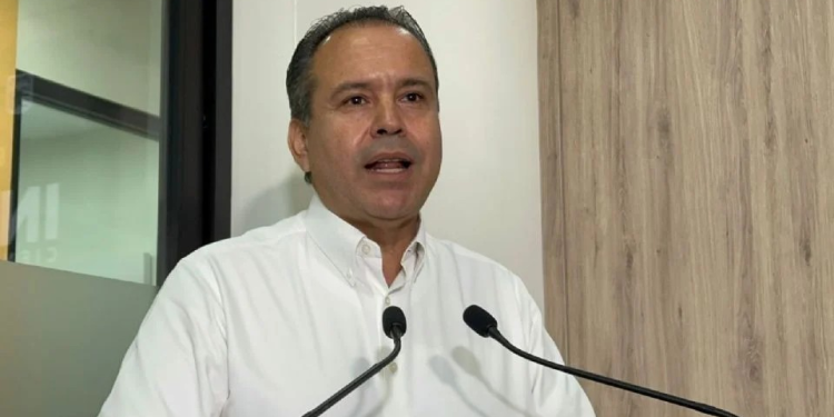 Desmiente alcalde Astiazarán rumores sobre supuestas amenazas; ‘yo vivo muy tranquilo’