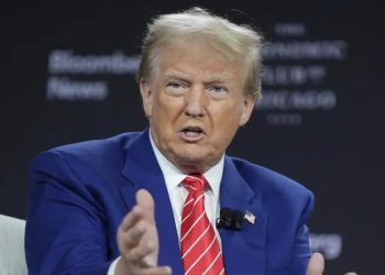 En un mitin de Trump llaman a Puerto Rico “isla flotante de basura”