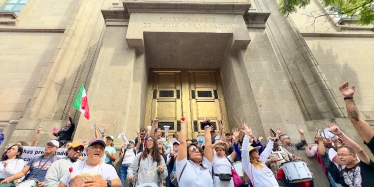 Ocho ministros presentarán este martes su renuncia a SCJN