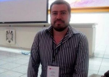 Docentes deberán voltear hacia la ‘Inteligencia Artificial’ para entender a los alumnos, dice doctor