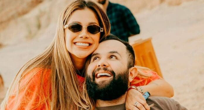 Carín León sorprende a su novia con lujosa fiesta por su cumpleaños en Sonora