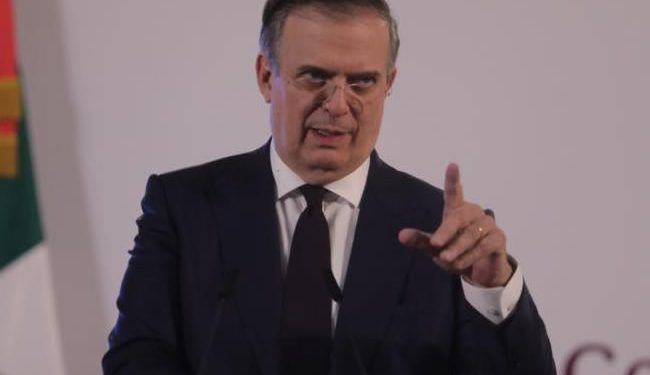 Ebrard buscará reunión con Musk para platicar sobre el futuro de la gigafábrica de Tesla en Nuevo León