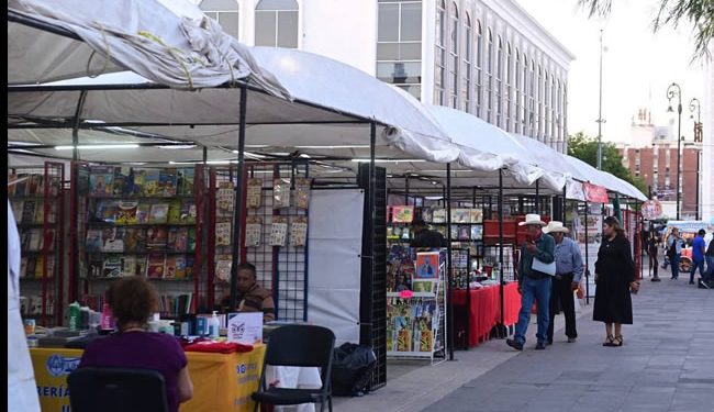 Promueve Gobernador Durazo la cultura y literatura sonorense en la 24 edición de Felison