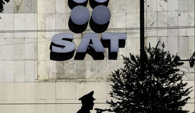 Caen exmandos del SAT por daño al fisco
