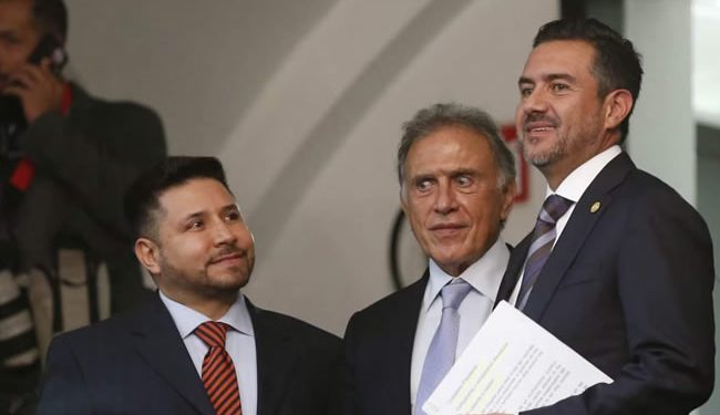 Consuma PAN expulsión de los Yunes del blanquiazul tras votar a favor de reforma judicial