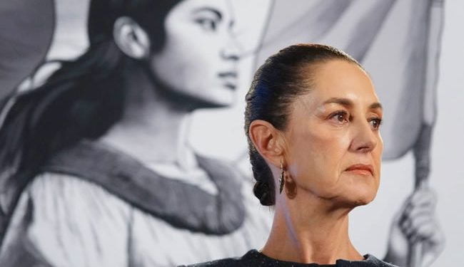 Sheinbaum responde a pronóstico negativo de Moody’s: ‘no coincidimos, eso ocurriría si nos cruzamos de brazos’