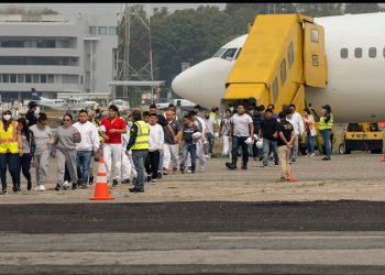 Empresarios, republicanos y demócratas, advierten a Trump sobre el desastre económico de una deportación masiva