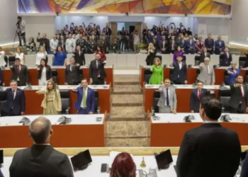 Diputados aprueban en comisiones contratación de deuda por mil 500 millones de pesos