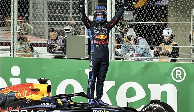 Verstappen se proclama tetracampeón del mundo en Las Vegas; Russell gana y ‘Checo’ queda décimo