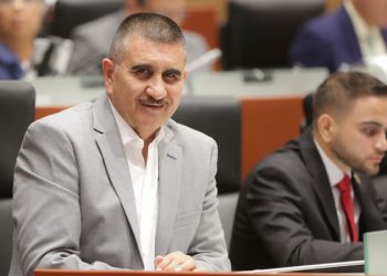 Reforma constitucional que garantiza una vivienda digna, un beneficio por el que hemos luchado: Ortiz Arvayo