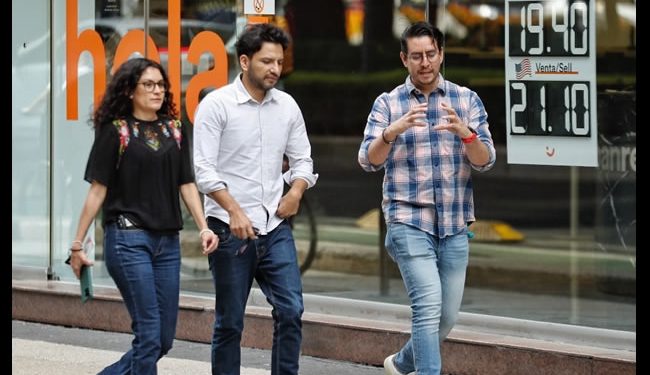 Peso cierra en 20.11 por dólar spot; su mejor nivel en 7 sesiones