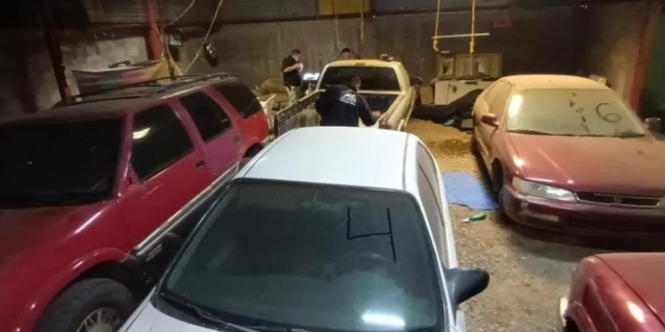 Encuentran en Taller de Auto – Detallado Siete Carros con Reporte de Robo en Hermosillo