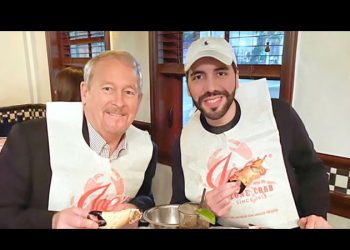 Pragmático, polémico e íntimo de Bukele: el rastro salvadoreño de Ronald Johnson, el hombre de Trump para México