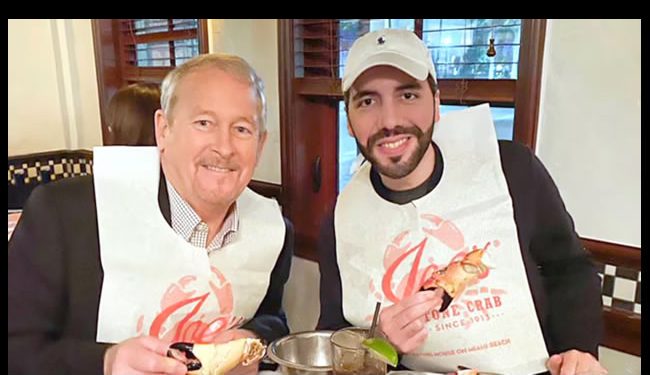 Pragmático, polémico e íntimo de Bukele: el rastro salvadoreño de Ronald Johnson, el hombre de Trump para México