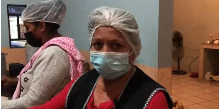 Doña Rosalva, la cocinera altruista que alimenta a cientos de niños en Hermosillo