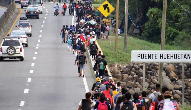 Una caravana migrante sale del sur de México pese a las declaraciones de Trump y Sheinbaum