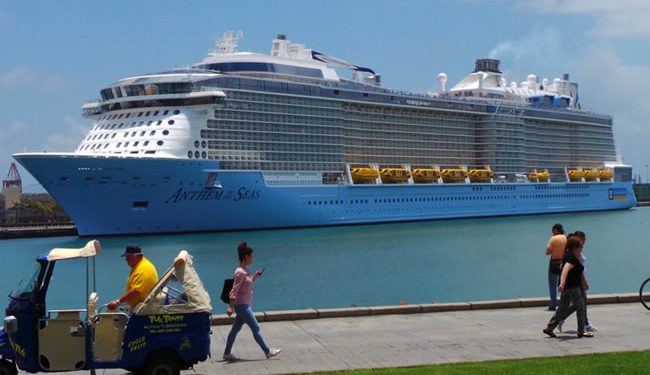 Sheinbaum pide calma tras anuncio de que turistas que lleguen en crucero deberán pagar 42 dólares