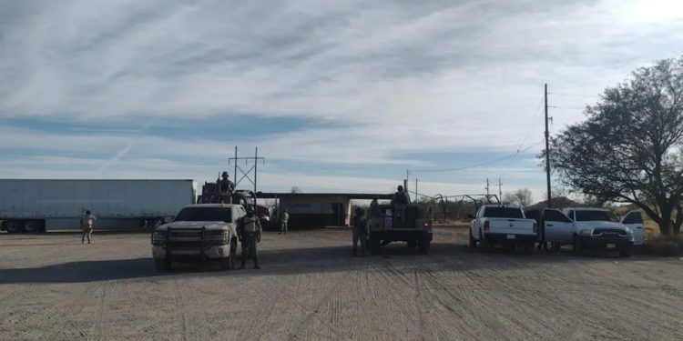 Sedena y AMIC aseguran hidrocarburo y detienen a 4 presuntos huachicoleros en Sonora