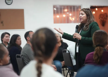 Trump muestra interés por apoyar DACA, pero Dreamers de Arizona se muestran escépticos