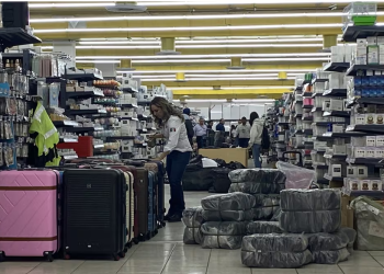 Empresarios de Sonora dicen que “Operativo Limpieza” en tiendas chinas favorece el comercio local; buscan combatir piratería