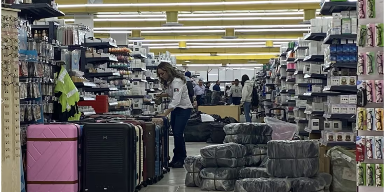 Empresarios de Sonora dicen que “Operativo Limpieza” en tiendas chinas favorece el comercio local; buscan combatir piratería