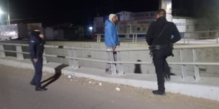 Policías de Hermosillo frustran suicidio en San Pedro el Saucito