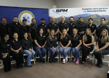 Intercambian ideas y fortalecen la minería durante “Conversatorio entre amigos mineros”