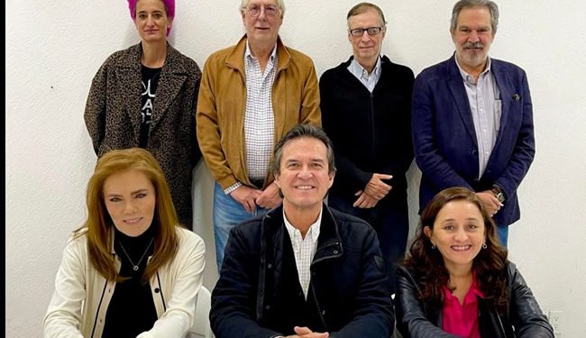 Organizaciones opositoras se unen para crear ‘fuerza política ciudadana’