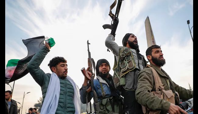 Los rebeldes de Siria derrocan al régimen de El Asad tras 13 años de guerra y el dirigente se refugia en Moscú