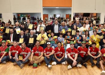 Aseguró Toño Astiazarán a deportistas que cumplirá con una unidad para deporte adaptado