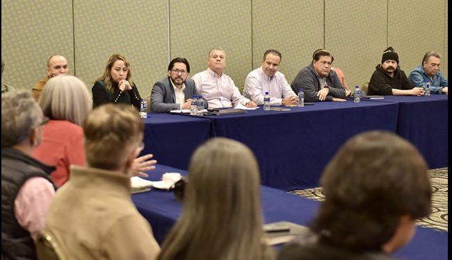 Se reune Astiazarán con integrantes de Hermosillo ¿Cómo Vamos?