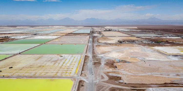 Litio: ¿por qué cayeron los precios, qué impacto tendrá y qué esperar en 2025 en Latam?