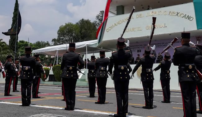 Gobierno de Sheinbaum inicia 2025 con adjudicaciones directas