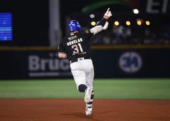 Charros aventaja a Naranjeros en semifinal de Liga Mexicana del Pacífico