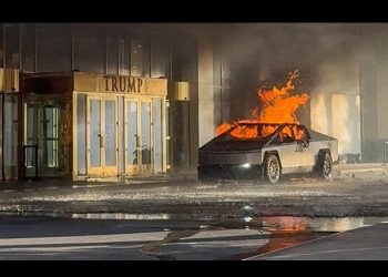 El hombre que murió calcinado en un Tesla frente al hotel Trump en Las Vegas era un soldado de élite en activo