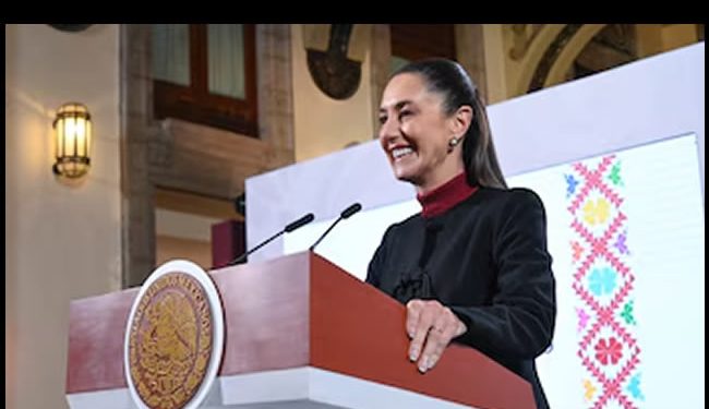 En su mensaje de Año Nuevo Sheimbaum explica por qué nos irá mejor y realiza acto simbólico