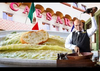 Desde la frontera México-EU: cuál es el origen de la ensalada César